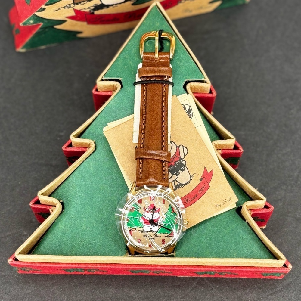 1995 Santa Bear Fossil Watch New Battery Never Worn W/ Box & COA Leather Band